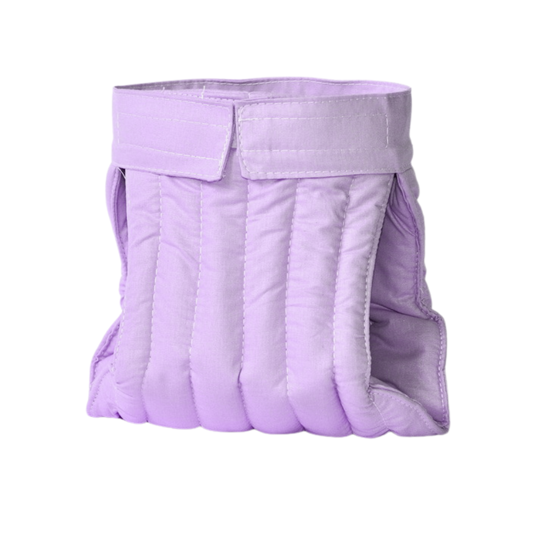 Beluga pelena za široki povoj, zamenjuje dve tetra i jednu švedsku pelenu i drži bebine kukoe u ispavnom položaju u ljubičastoj boji